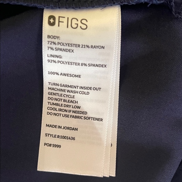 *Brand New* Figs Women's Navy Zamora Jogger Pants and Casma Top Scrub Set - Picture 7 of 12